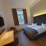 Guest house & Gruenhof