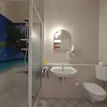 & Gruenhof ゲストハウス フランクフルト・アン・デア・オーダー