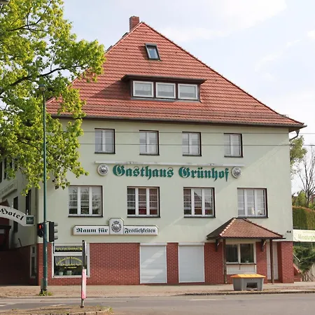 & Gruenhof