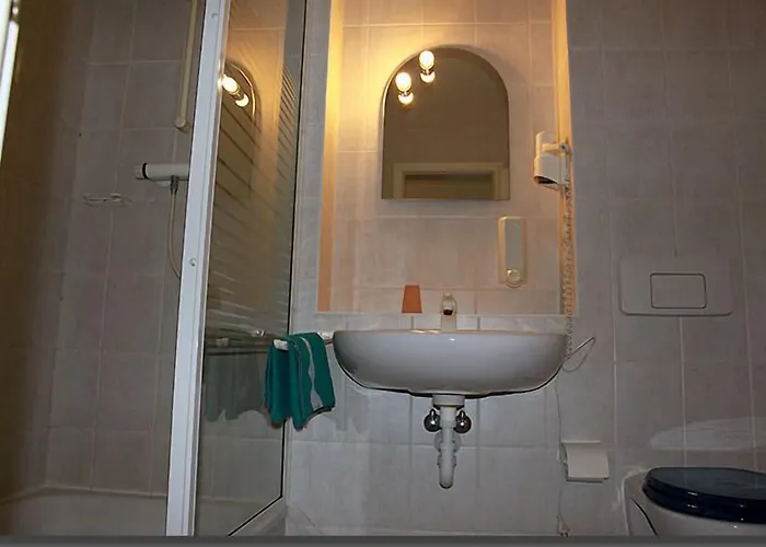 & Gruenhof Gæstehus Frankfurt an der Oder